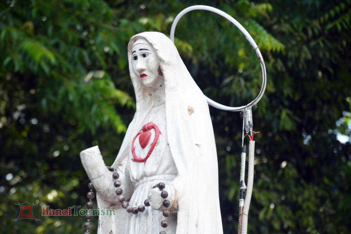 Tượng Đức Mẹ Măng Đen - (Kon Tum) - VN