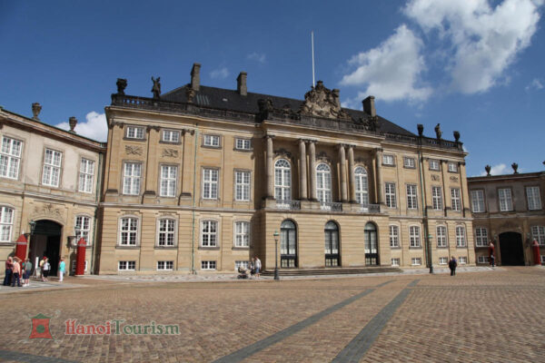 Cung điện Amalienborg – Copenhagen-Đan Mạch
