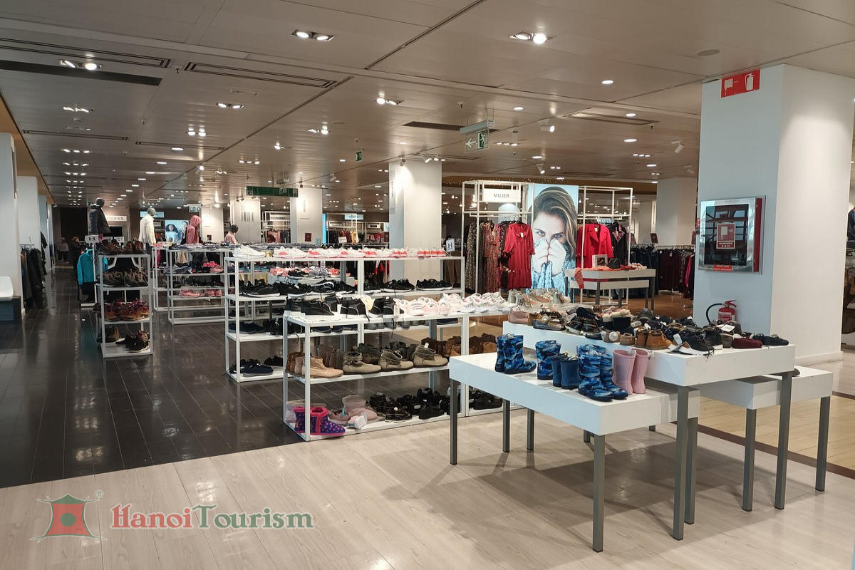 Trung tâm thương mại El Corte Inglés – Barcelona- Tây Ban Nha